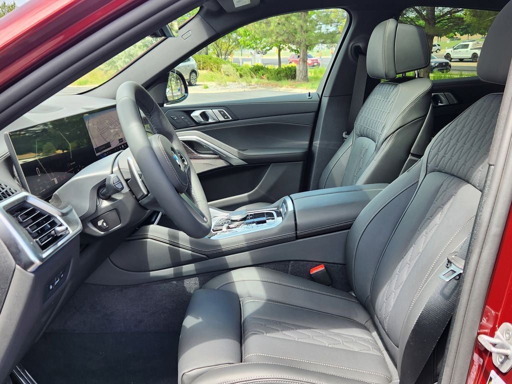 2027 BMW X6 xDrive40i