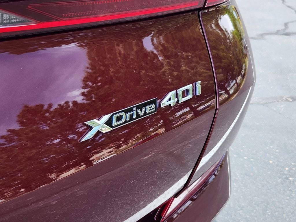 2027 BMW X6 xDrive40i