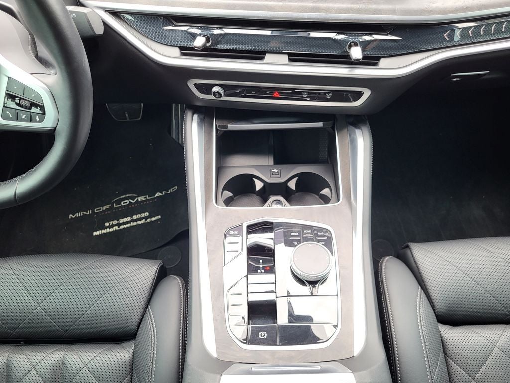 2025 BMW X6 xDrive40i