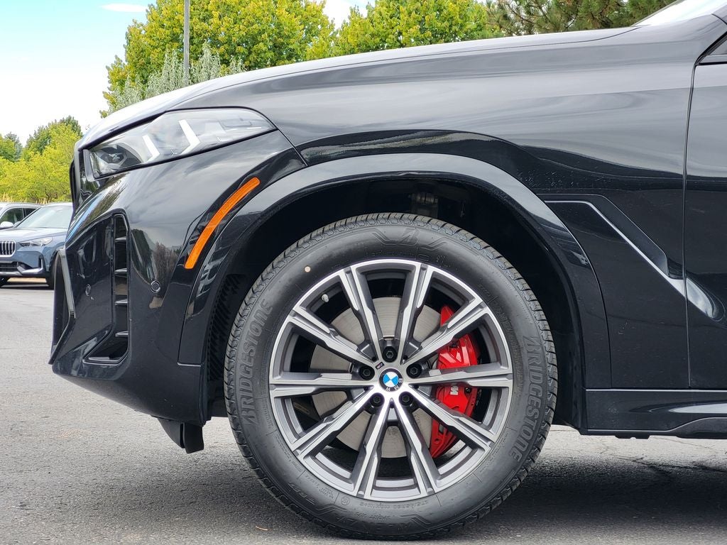 2025 BMW X6 xDrive40i