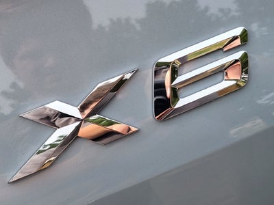 2027 BMW X6 xDrive40i
