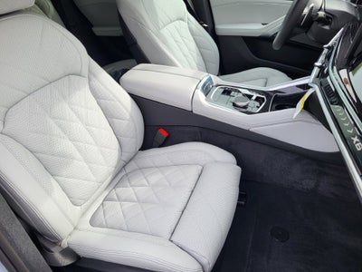 2027 BMW X6 xDrive40i