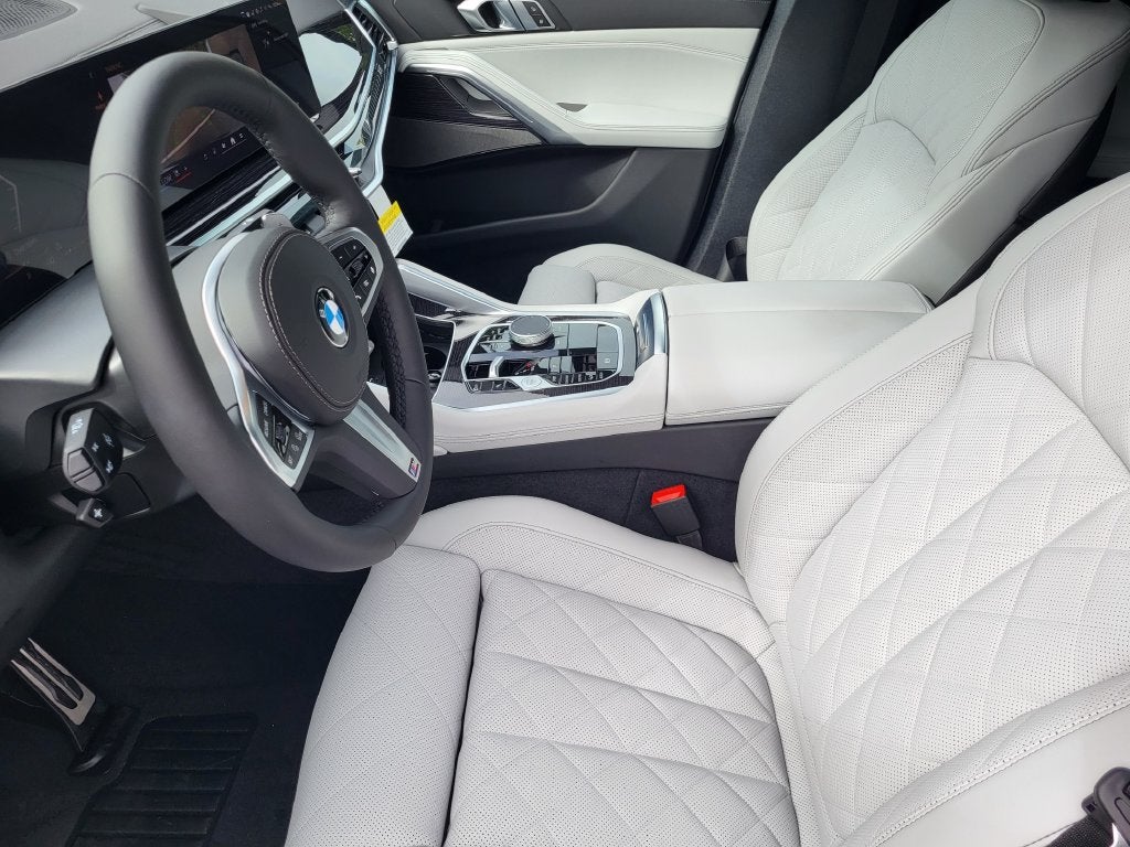 2027 BMW X6 xDrive40i