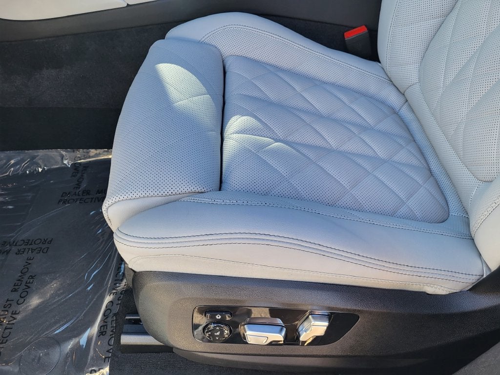 2027 BMW X6 xDrive40i