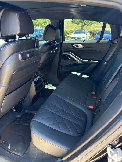 2025 BMW X6 xDrive40i