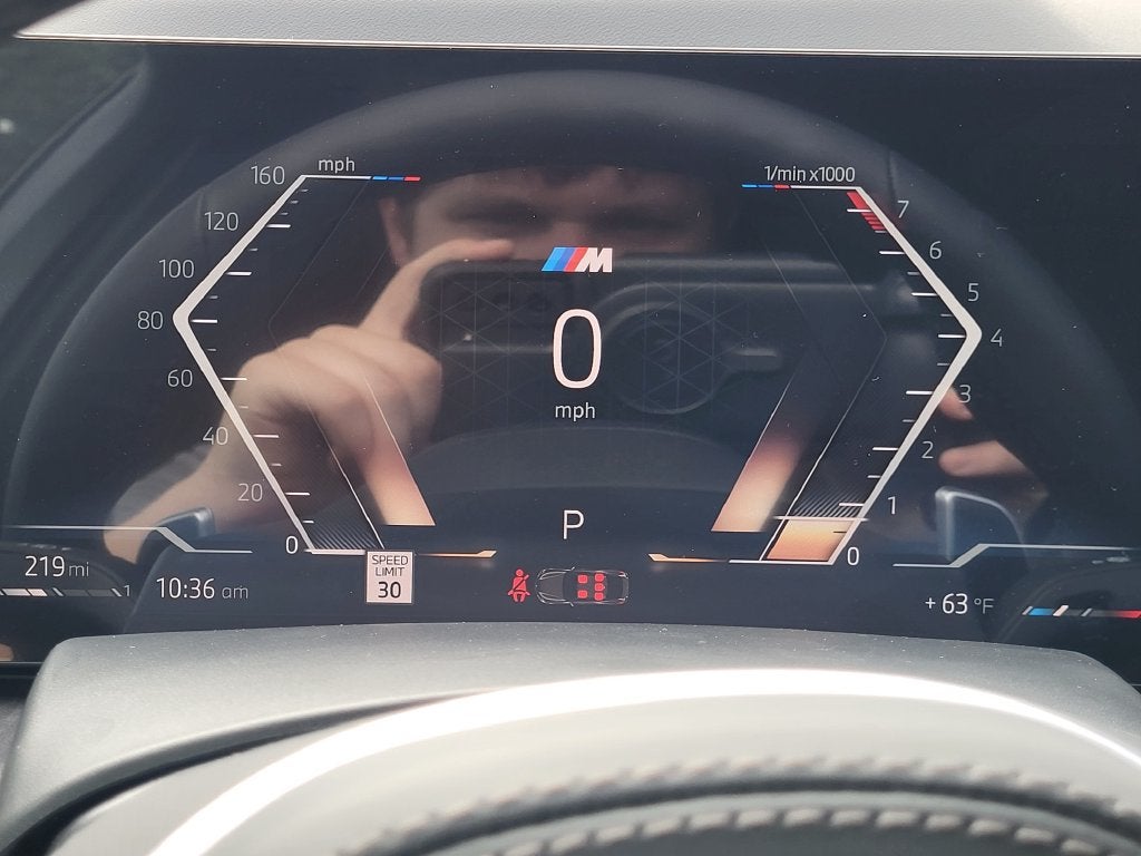 2027 BMW X6 xDrive40i