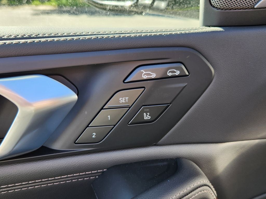 2027 BMW X6 xDrive40i