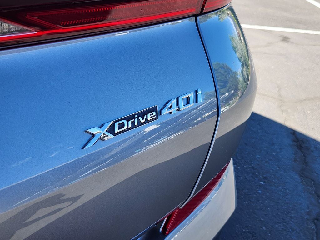 2027 BMW X6 xDrive40i
