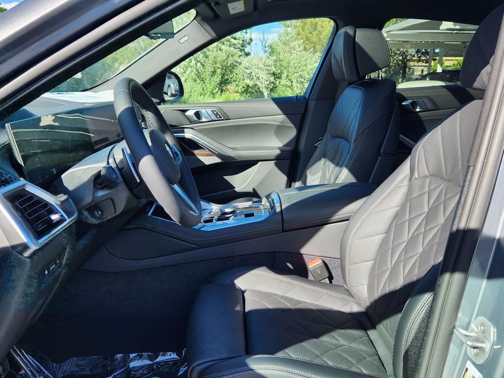 2027 BMW X6 xDrive40i