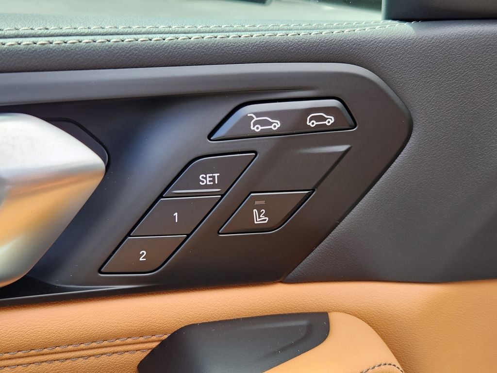 2027 BMW X6 xDrive40i