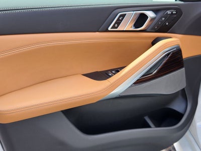 2027 BMW X6 xDrive40i