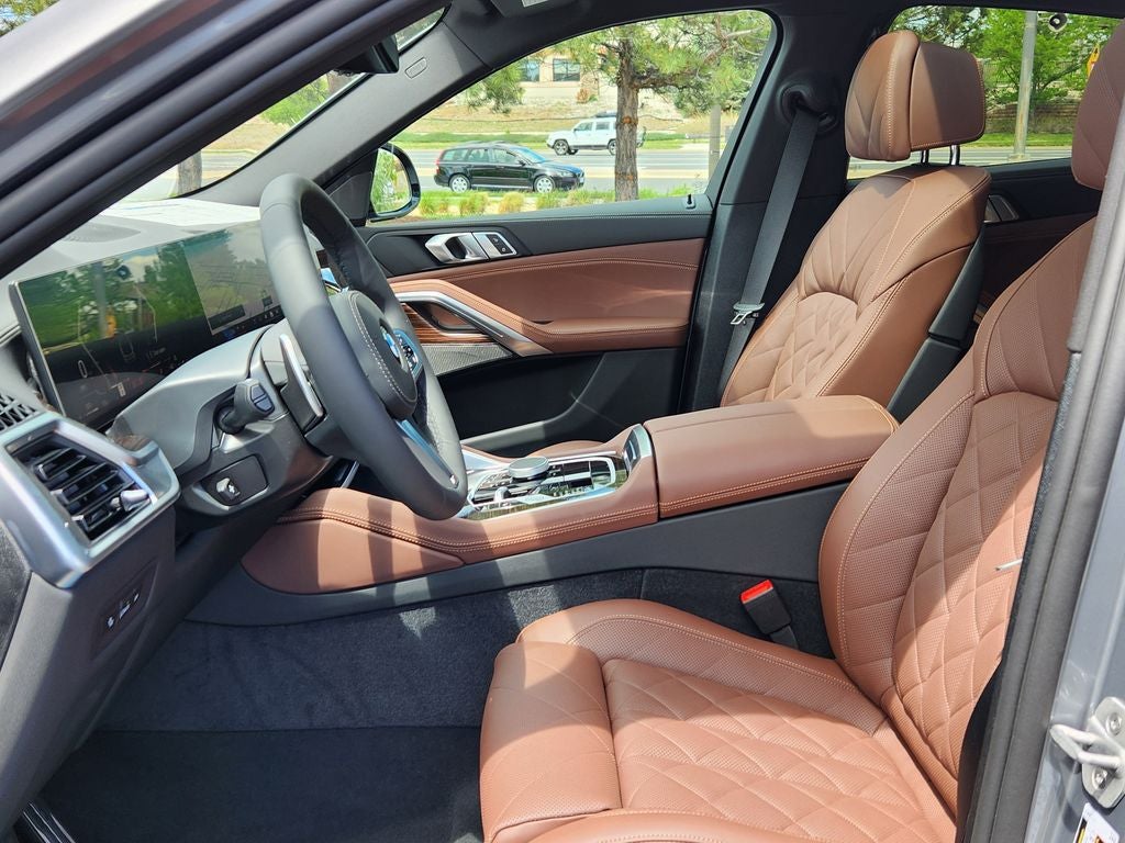 2027 BMW X6 xDrive40i