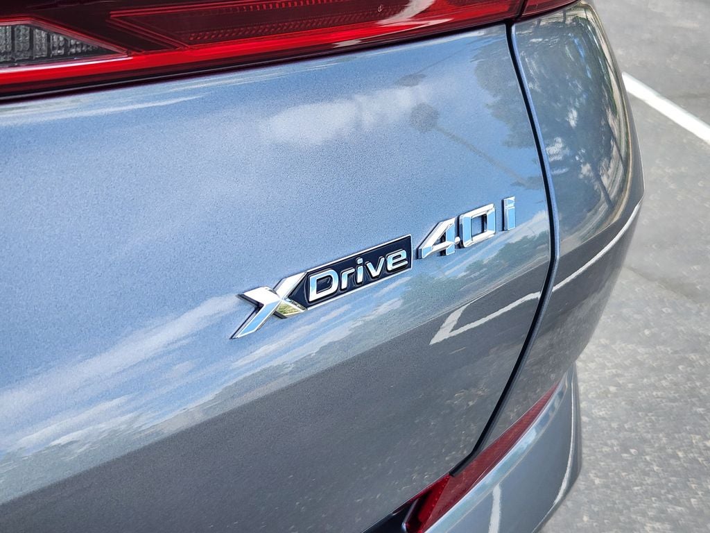 2027 BMW X6 xDrive40i