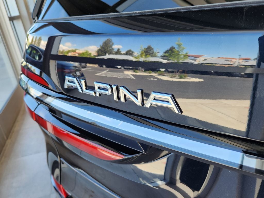 2026 BMW X7 ALPINA XB7