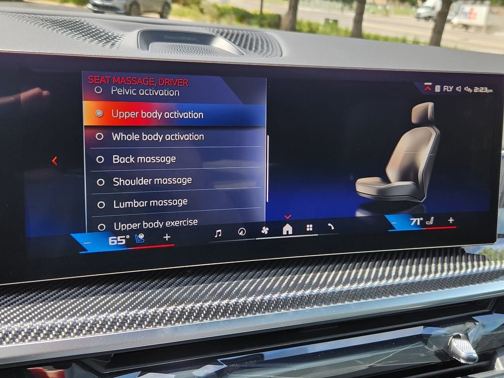 2027 BMW X6 M60i