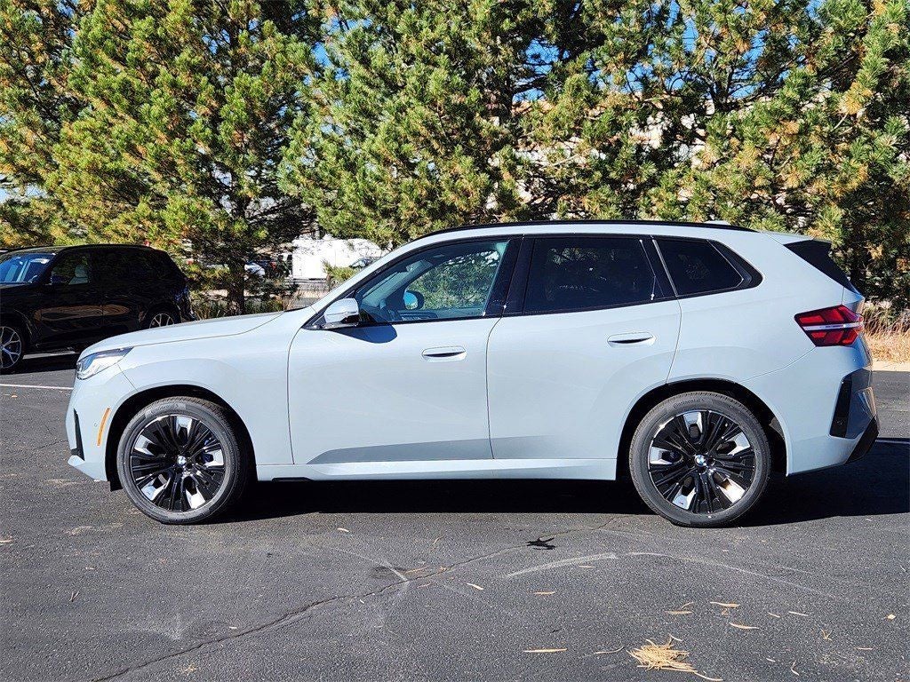 2025 BMW X3 30 xDrive Courtesy Vehicle