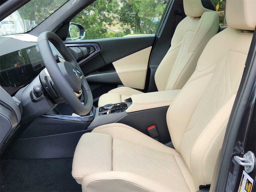 2025 BMW X3 30 xDrive Courtesy Vehicle