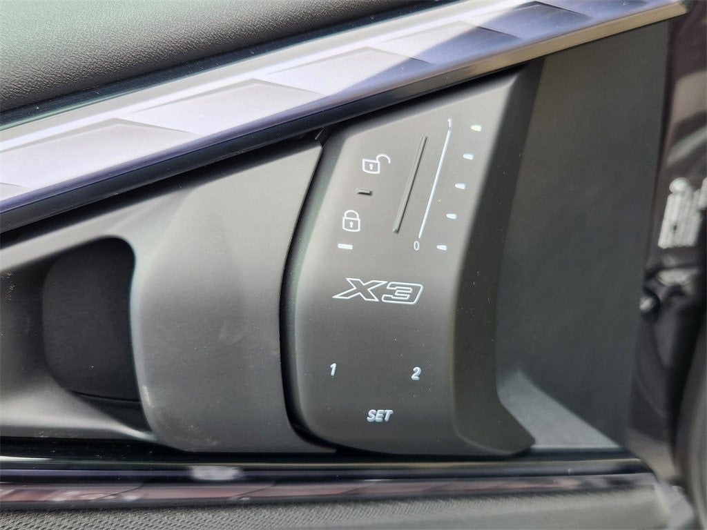 2025 BMW X3 30 xDrive Courtesy Vehicle