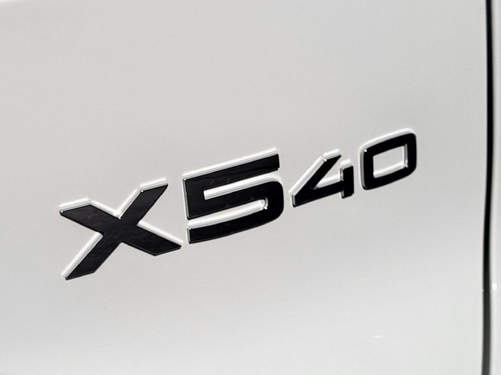 2027 BMW X5 Base