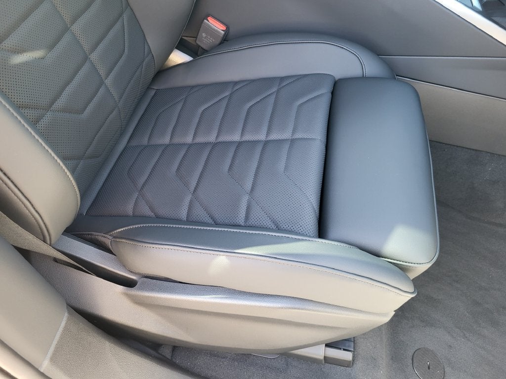 2027 BMW X5 Base