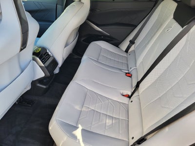 2027 BMW X5 40 xDrive