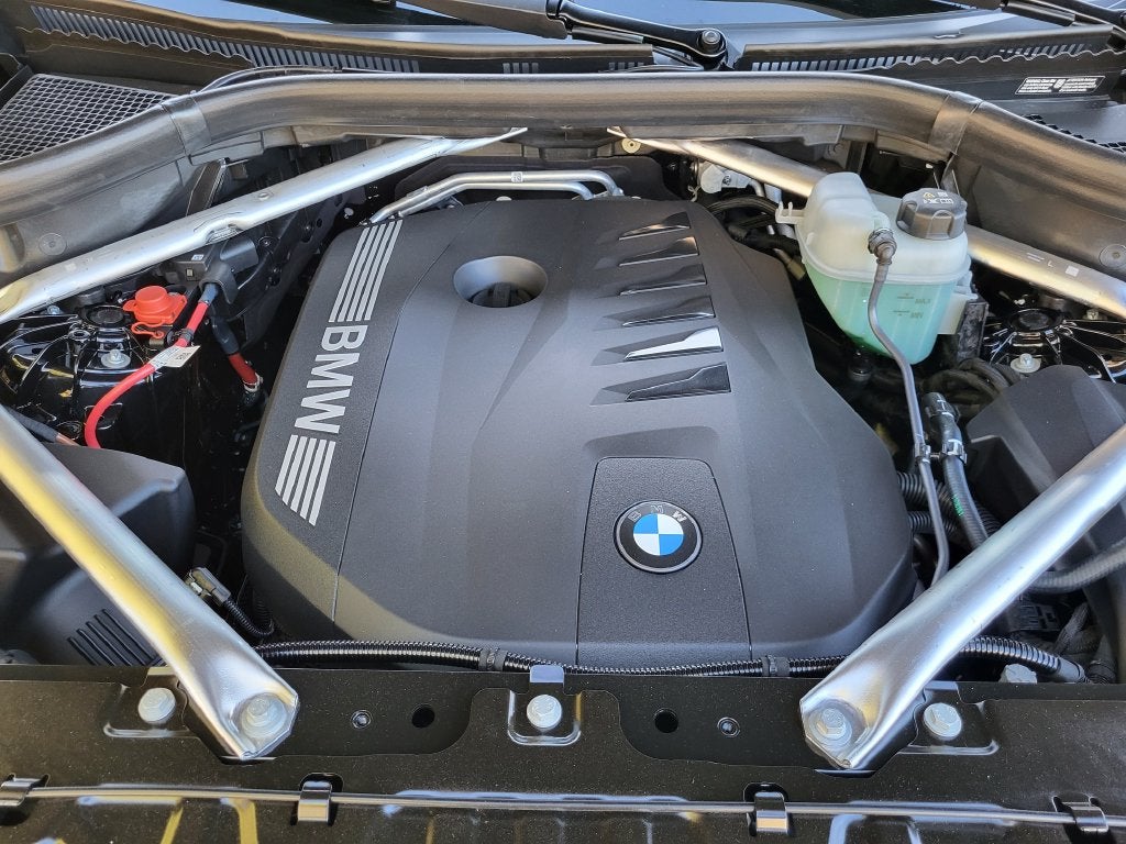 2027 BMW X5 40 xDrive