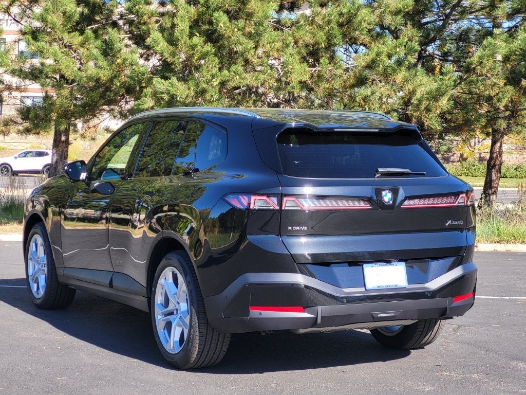 2027 BMW X5 40 xDrive