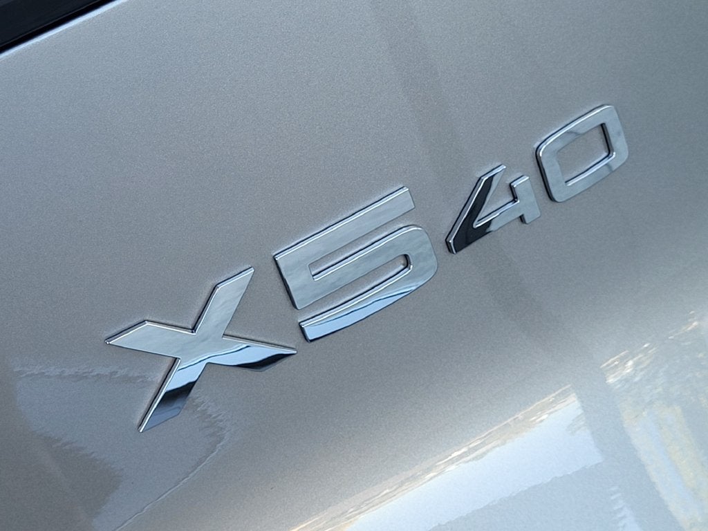 2027 BMW X5 Base