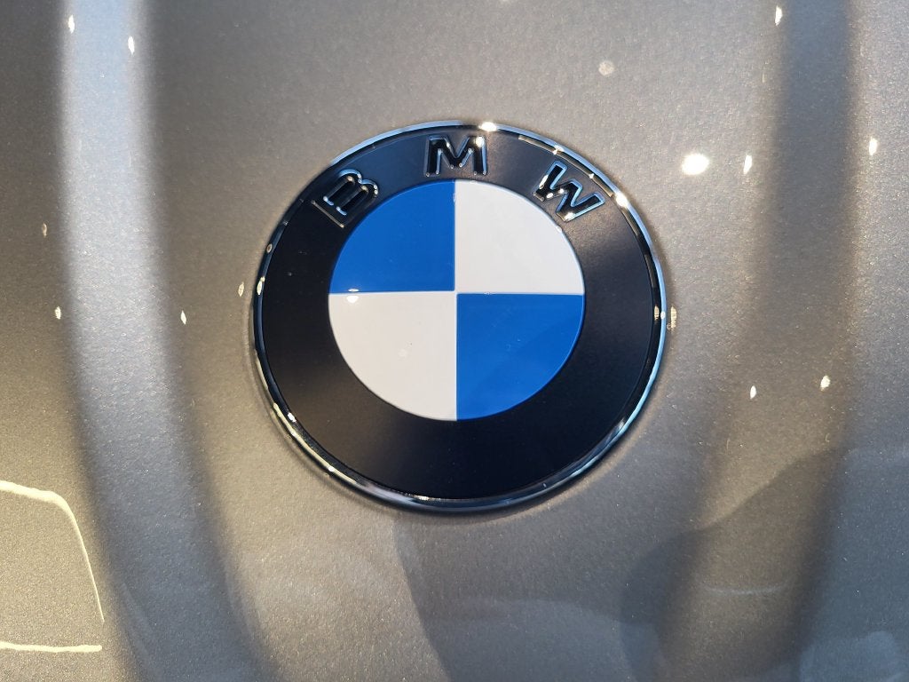 2027 BMW X5 Base