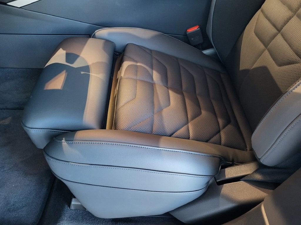 2027 BMW X5 Base