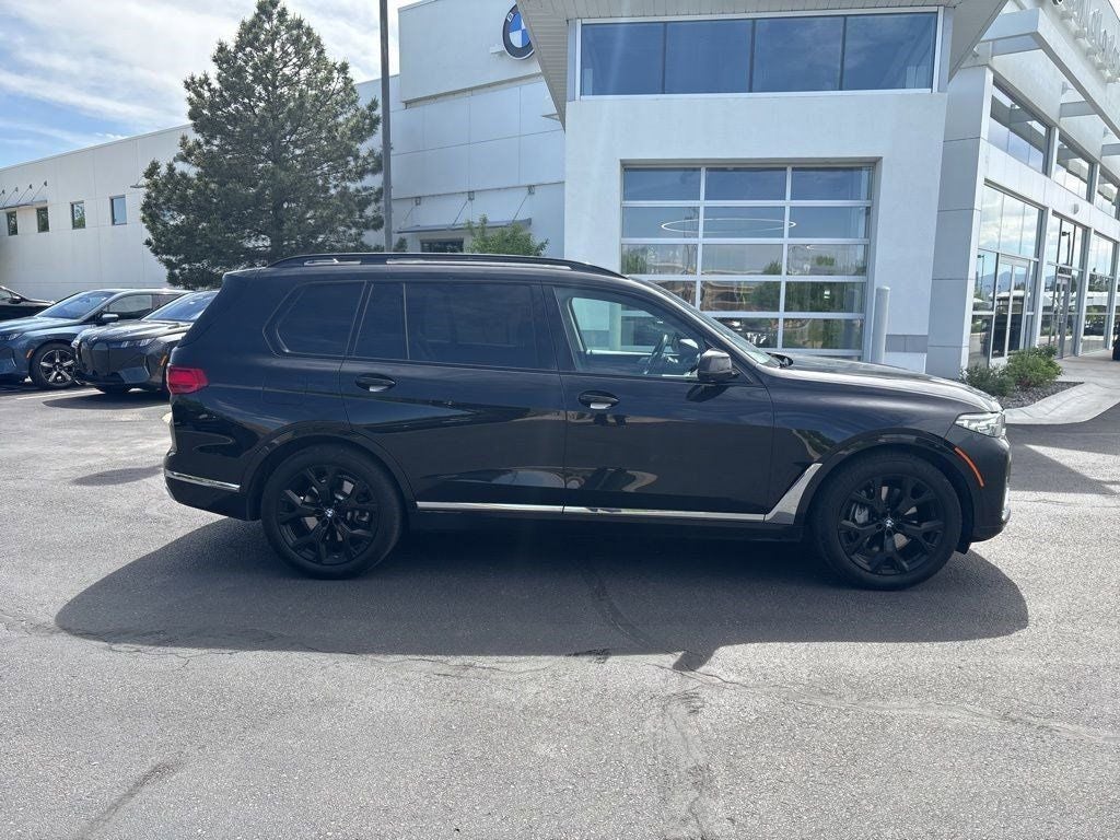 2022 BMW X7 xDrive40i
