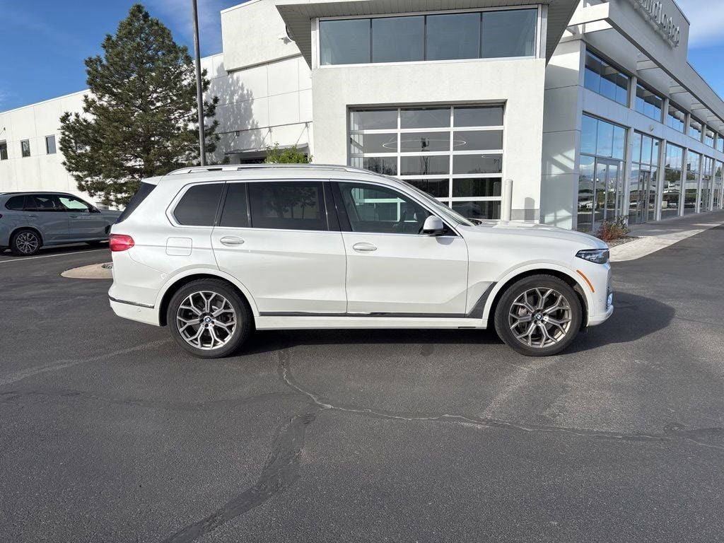 2022 BMW X7 xDrive40i