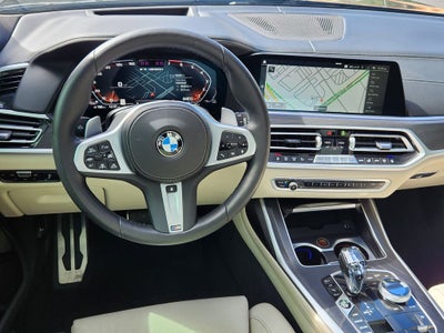 2022 BMW X7 M50i