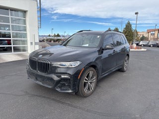2022 BMW X7 M50i