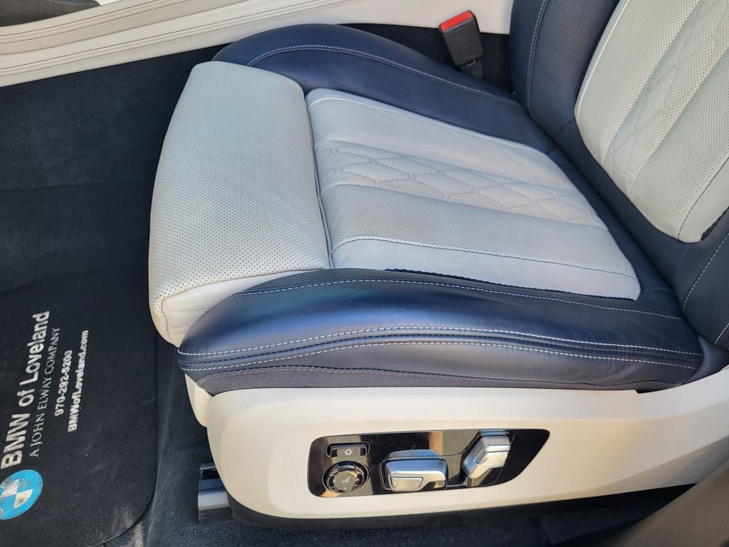 2022 BMW X7 ALPINA XB7