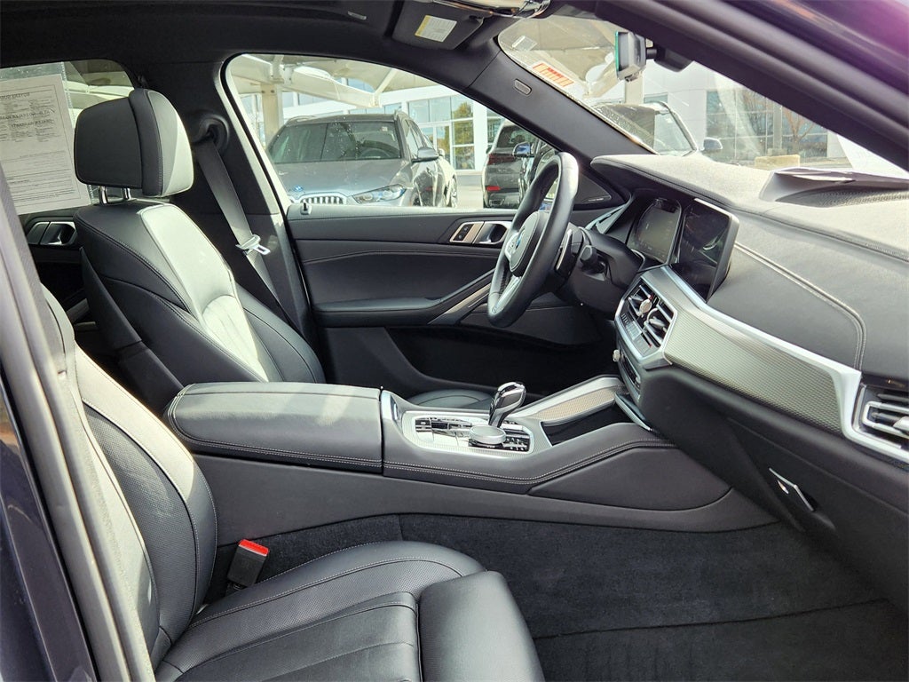 2021 BMW X6 xDrive40i