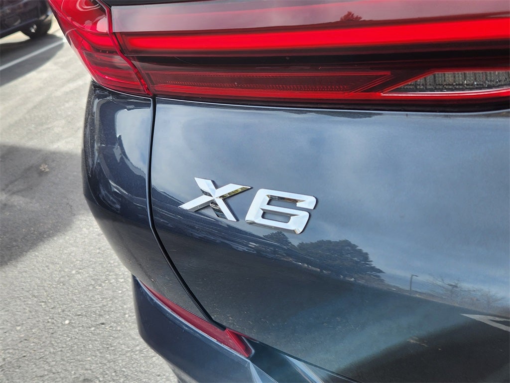 2021 BMW X6 xDrive40i