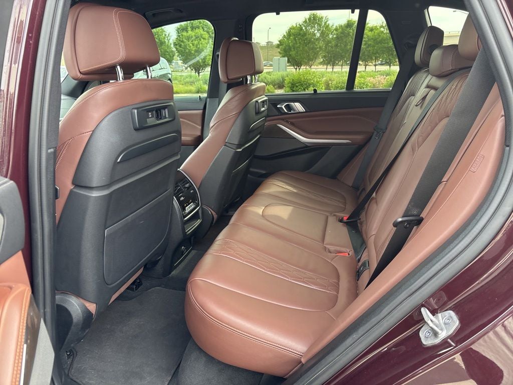 2021 BMW X5 M50i