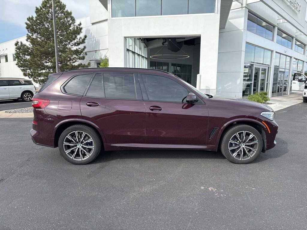 2021 BMW X5 M50i