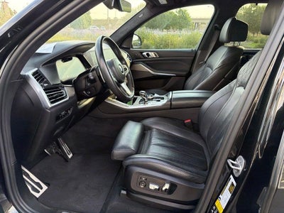 2022 BMW X5 M50i