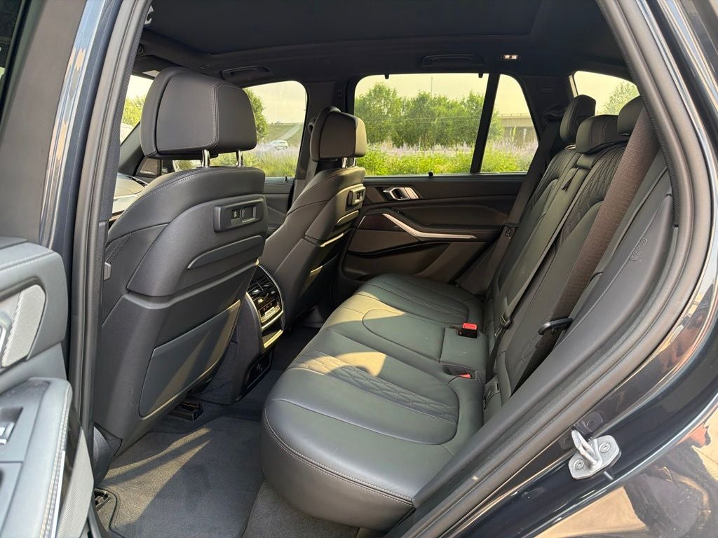 2022 BMW X5 M50i