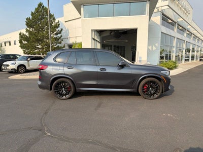 2022 BMW X5 M50i