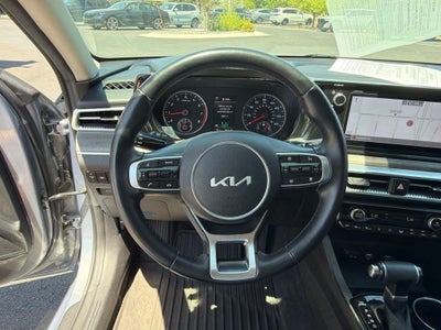 2022 Kia K5 EX