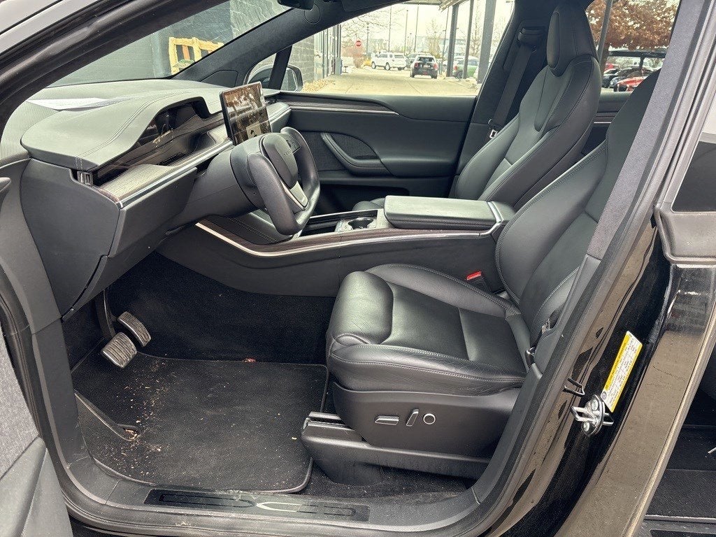 2022 Tesla Model X Base