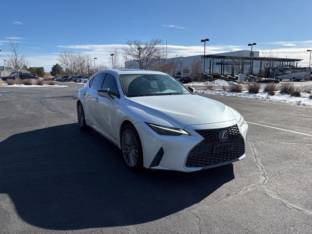 2023 Lexus IS 300