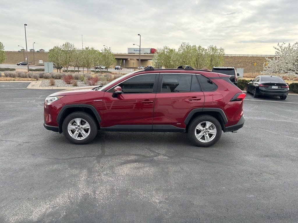 2020 Toyota RAV4 Hybrid XLE