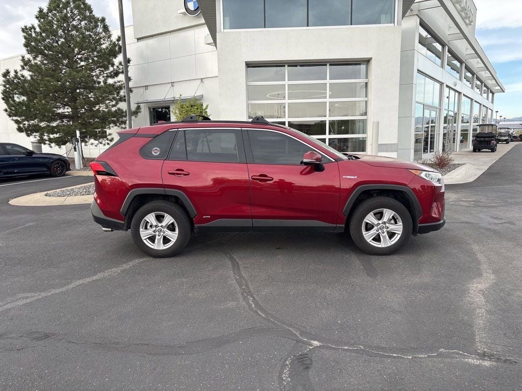 2020 Toyota RAV4 Hybrid XLE