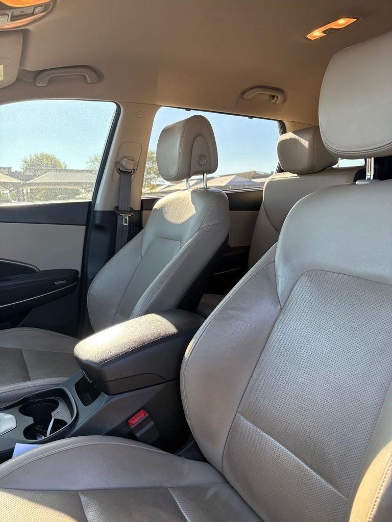 2017 Hyundai Santa Fe SE