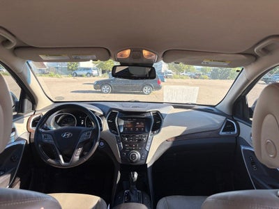 2017 Hyundai Santa Fe SE