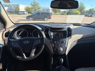 2017 Hyundai Santa Fe SE